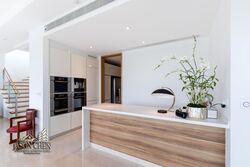 Parvis (D10), Condominium #350590991